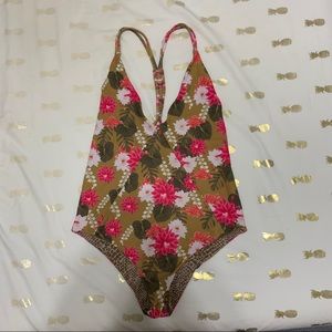 acacia lei day one piece